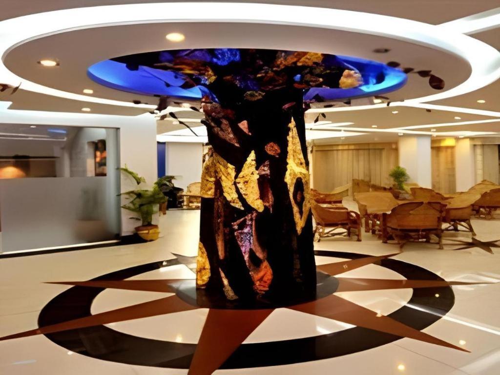 Hotel Tower Inn, Читагонг Екстериор снимка
