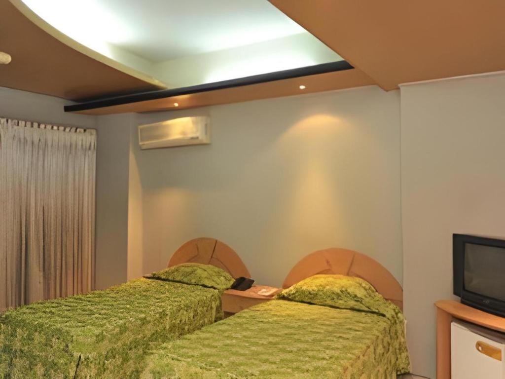 Hotel Tower Inn, Читагонг Екстериор снимка